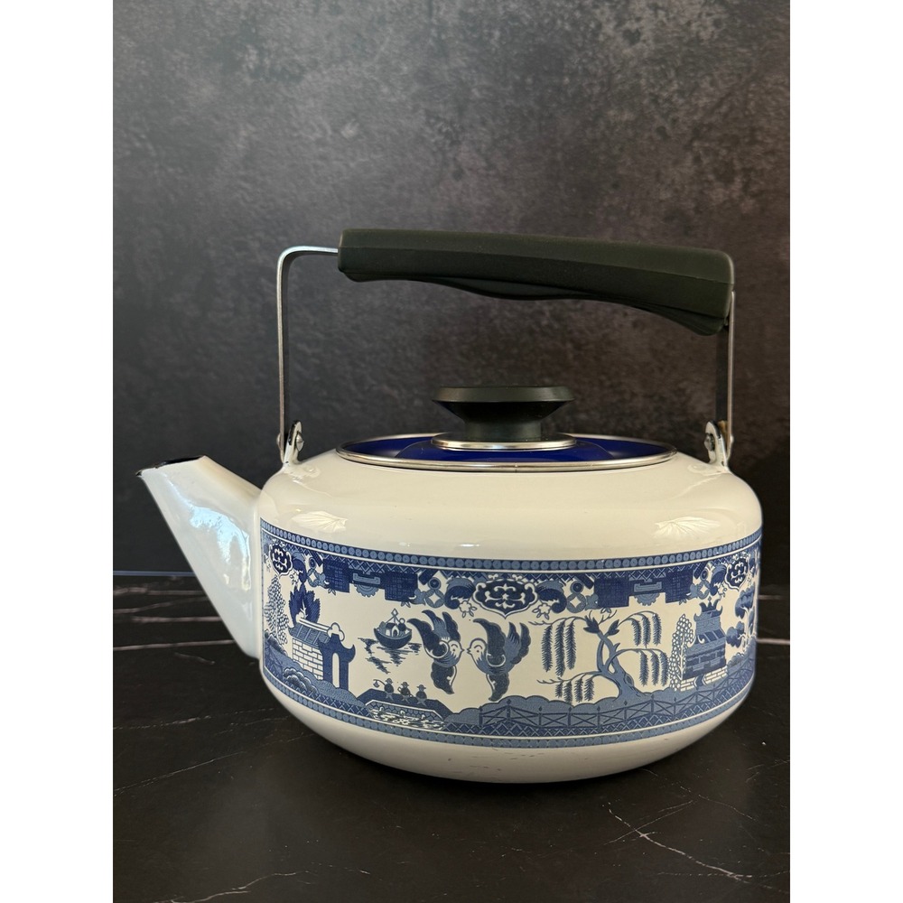 Vintage 1960s Howard Holt Blue Willow Tea Kettle Porcelainized Steel